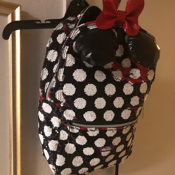 Disney Handbags - Temp price drop 1/11 🎠Disney Parks Minnie Mouse Backpack- 451 $30 or $25 w/offer